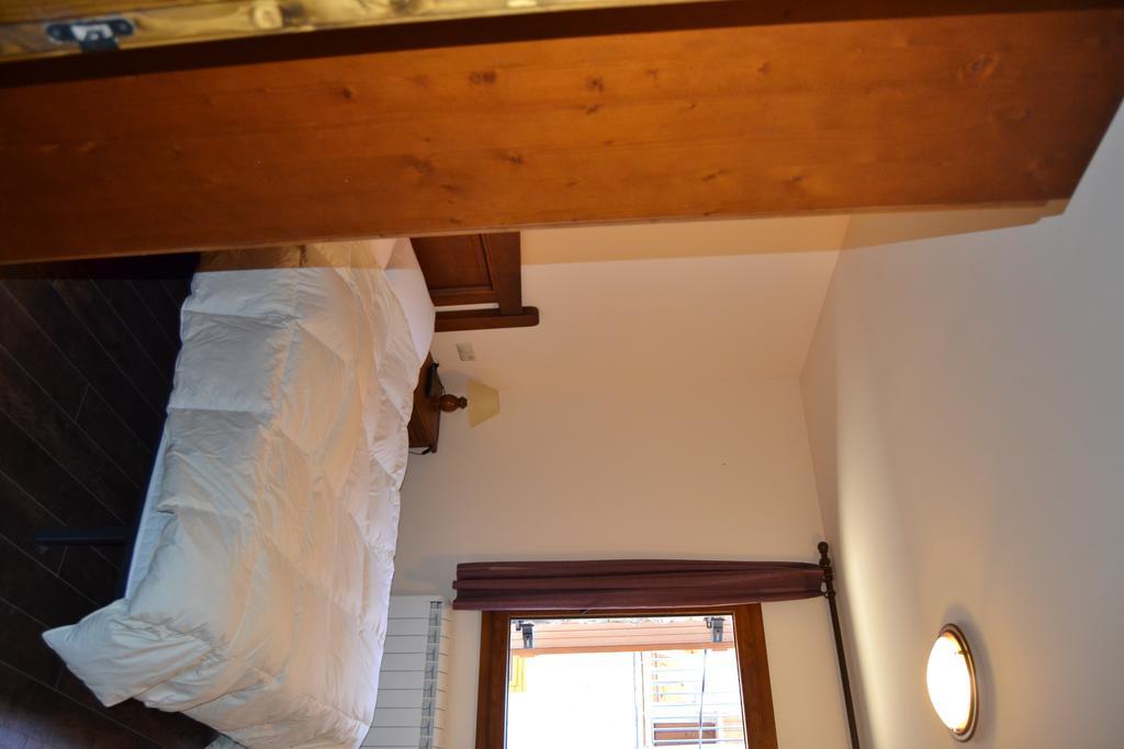 Hostal La Muntanya Castellar De N'Hug Cameră foto